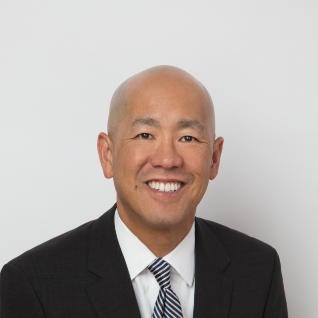 Headshot of Gary Lew